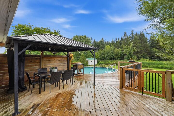 Property Photo:  3230 Pattee Road E  ON K6A 2R2 