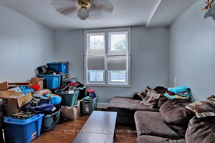 Property Photo: 28 Oxford Street W ON N6H 1R3