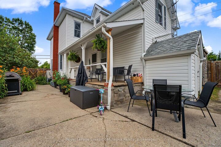 Property Photo:  152 Main Street  ON P0A 1C0 