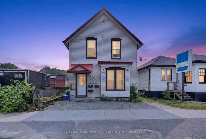 667 Montreal Street — photo 1
