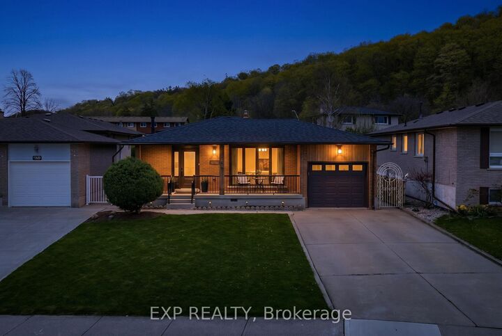 142 Marcella Crescent — photo 1