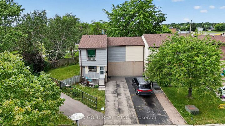 13 Gold Pine Court — photo 1