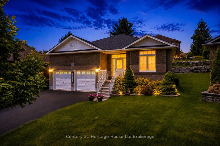 Property Photo: 619 Fox Hollow Court ON N4T 1W3