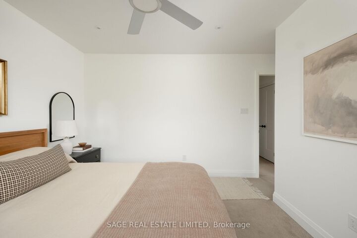 Property Photo: 34 Tambrook Drive ON M1W 3L9
