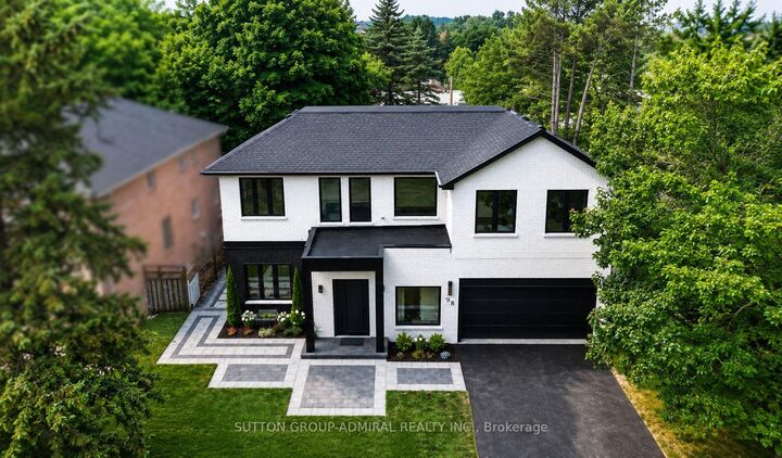 Property Photo: 98 Babcombe Drive ON L3T 1N1
