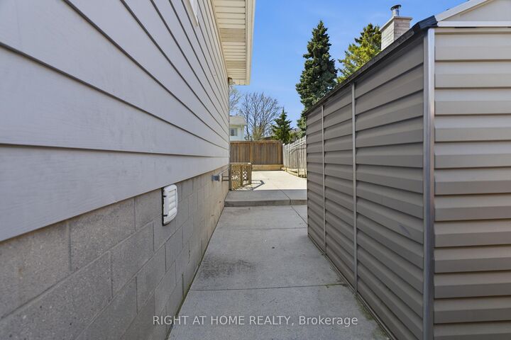 Property Photo: 341 Rexford Drive Basement ON L8W 1W2