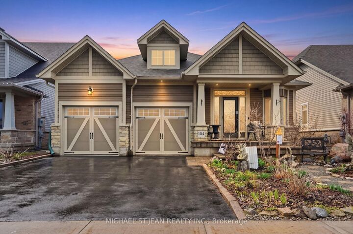 104 Anastasia Boulevard — photo 1