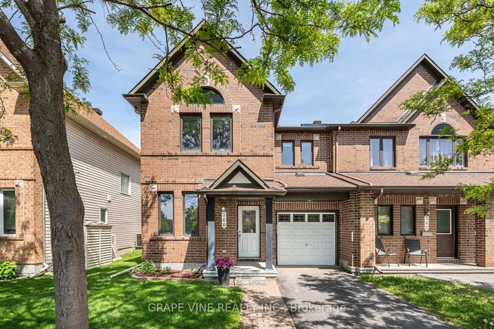 360 Balinroan Crescent — photo 1