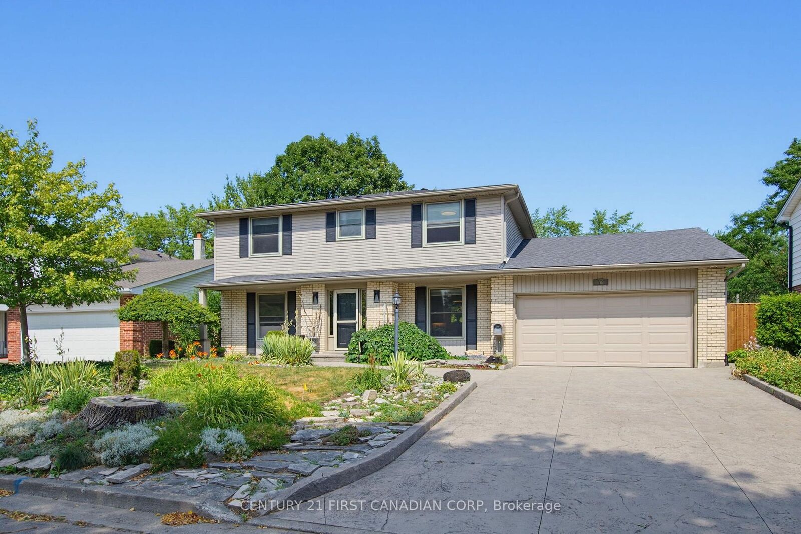 Property Photo:  8 Meredine Crescent E  ON N5X 1G5 