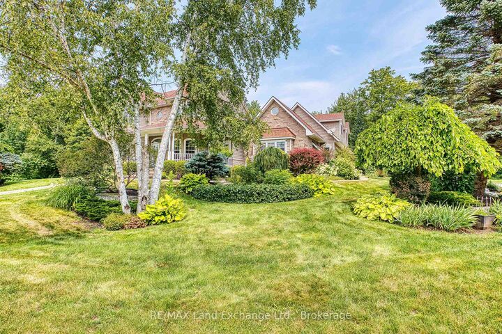Property Photo:  169 Trillium Drive  ON N0H 2C2 