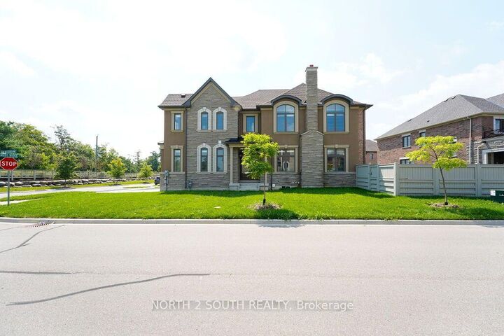 Property Photo:  157 Faust Ridge Bsmt  ON L4H 4S9 