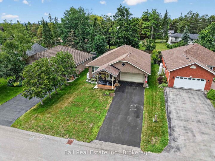 Property Photo:  18 Russell Hill Road  ON K0M 1A0 