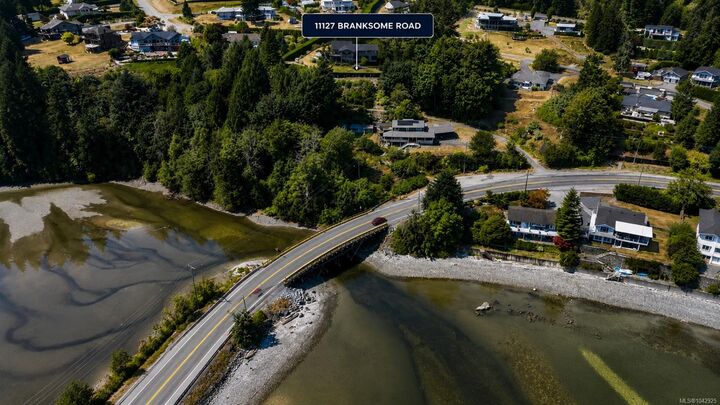 Property Photo: 11127 Branksome Rd BC V9G 1Y8