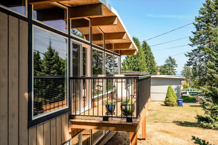 Property Photo: 1875 Bay St BC V9T 3A4
