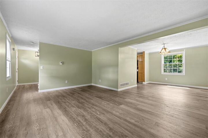 Property Photo: 1446 Balsam Dr PA 15101