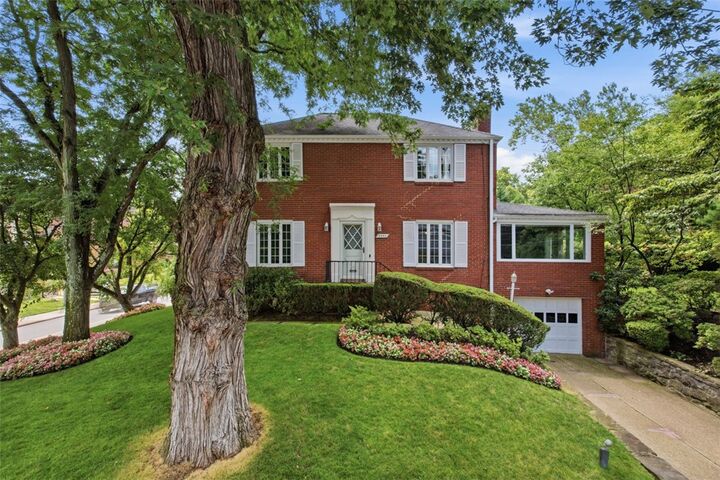 Property Photo:  4940 Ellsworth Ave  PA 15213 