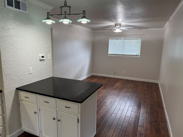 Property Photo:  803 W 28th Street 206  TX 78705 
