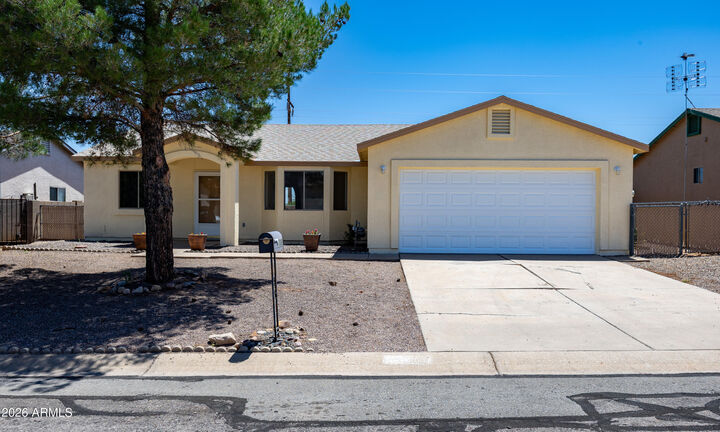 Property Photo:  106 Buffalo Drive  AZ 85616 