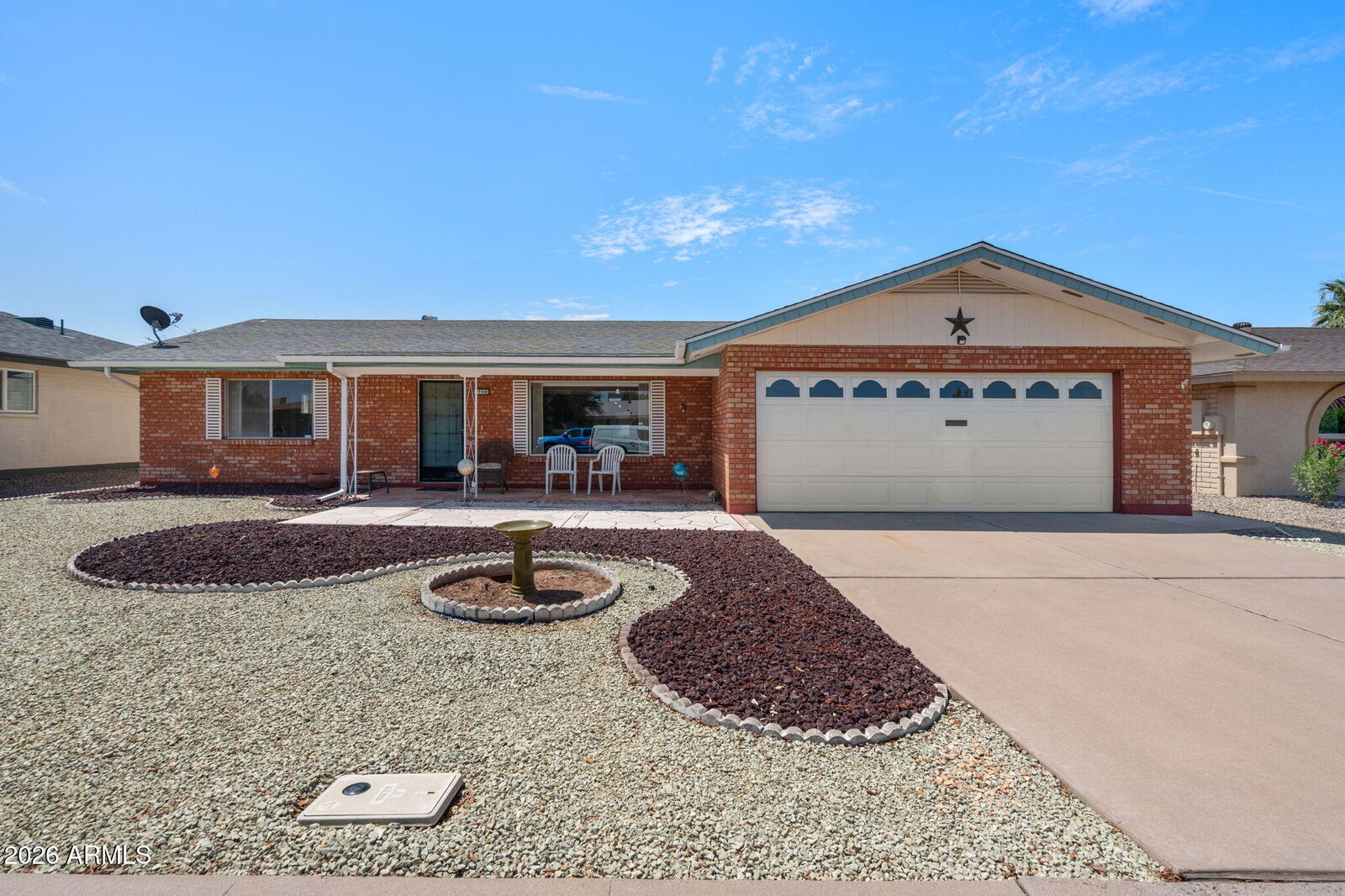 Property Photo: 4733 E Florian Circle AZ 85206