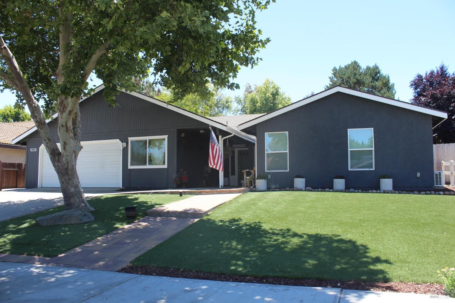 Property Photo:  1485 Godell Street  CA 93465 