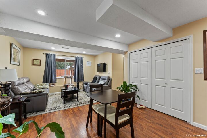 Property Photo: 20445 Thorne Avenue BC V2X 8V1