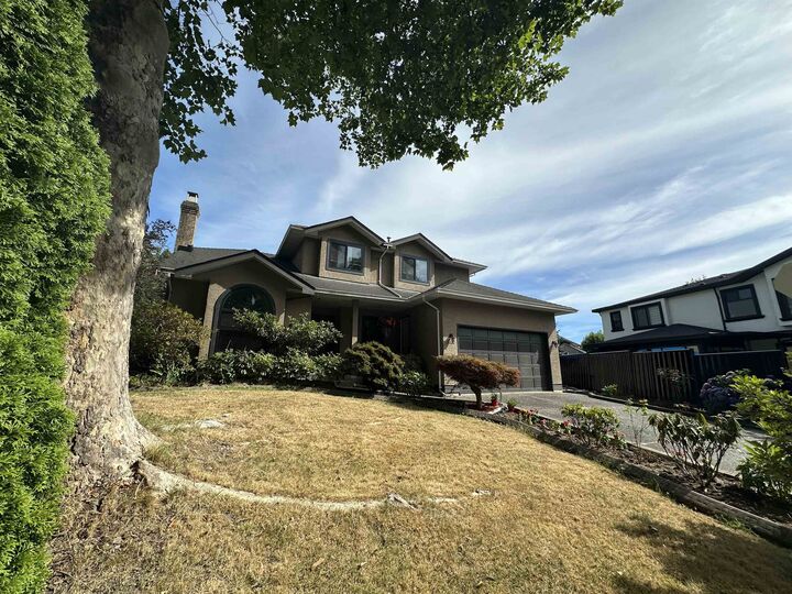 Property Photo: 14166 84B Avenue BC V3W 0W5