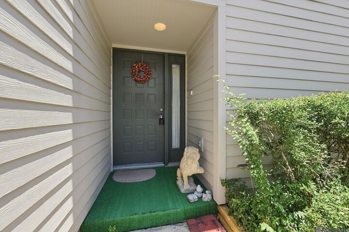 Property Photo:  2846 Steamship Circle #E  LA 70123 