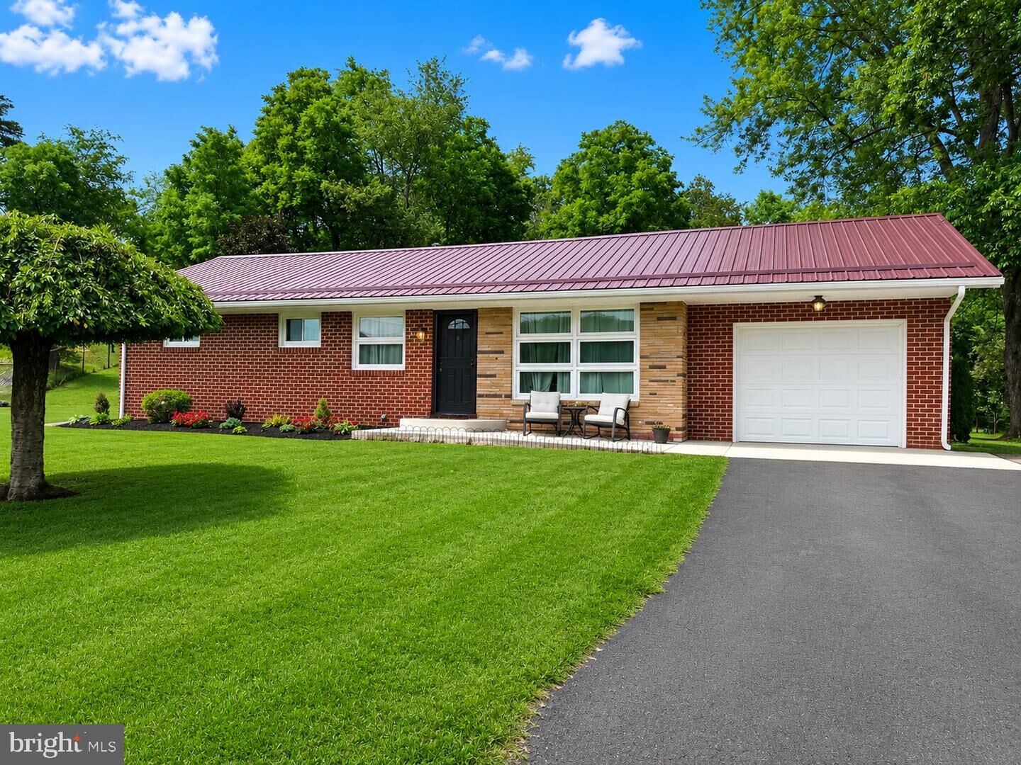 Property Photo: 18613 Circle Drive MD 21557