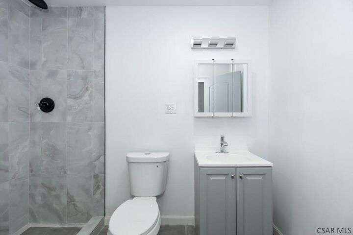 Property Photo:  215 Franklin Street - Unit 202  PA 15901 