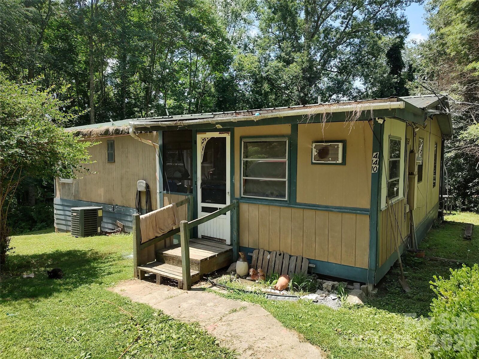 Property Photo:  440 Hidden View Road  NC 28792 