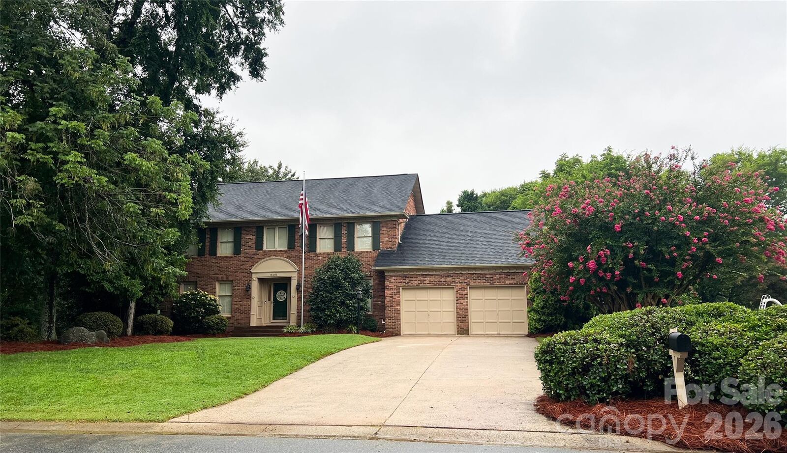 Property Photo:  8601 Middleton Circle  NC 28075 