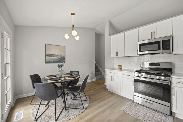 Property Photo:  5759 Chanwick Drive  OH 43119 