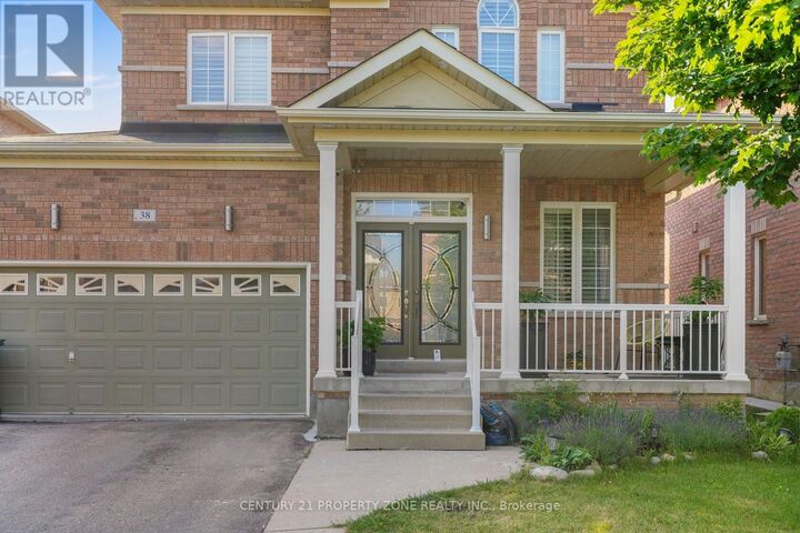 Property Photo: 38 Callalily Road ON L7A 0M2