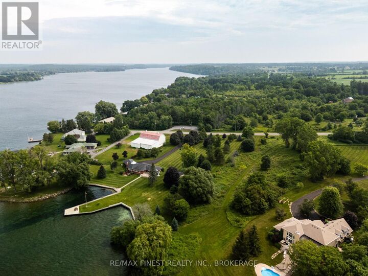 Property Photo:  40 Howe Island Drive  ON K7L 4V1 