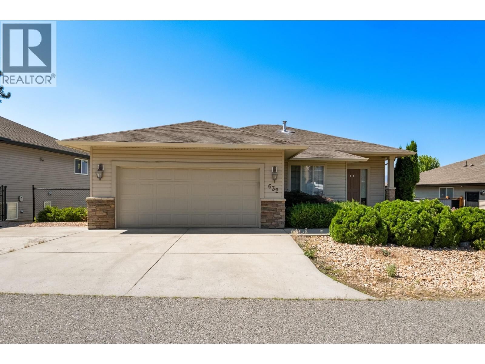 Property Photo: 632 Arrowleaf Lane BC V1W 4Y5