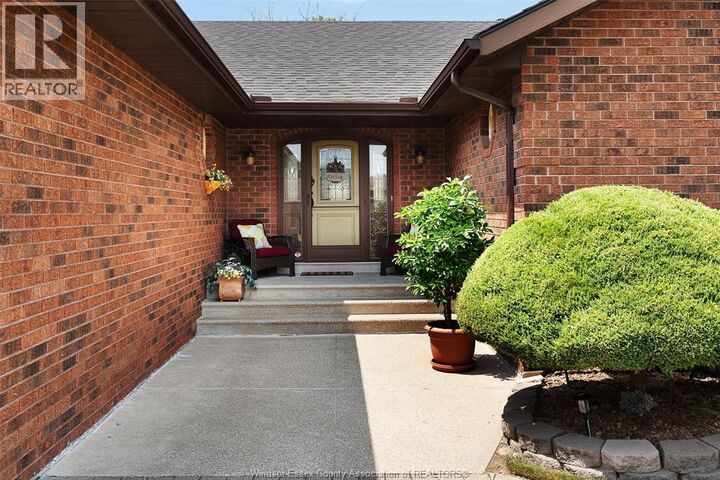Property Photo:  1825 Hebert Street  ON N8N 4G4 