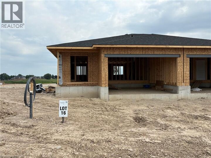 18 McNally Drive — photo 1