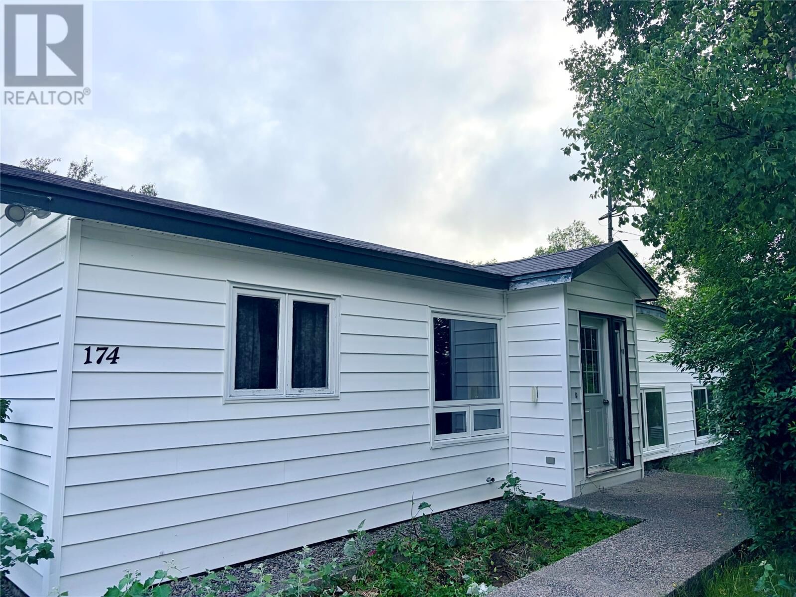 Property Photo:  174 Indian Pond Drive  NL A1X 6P4 