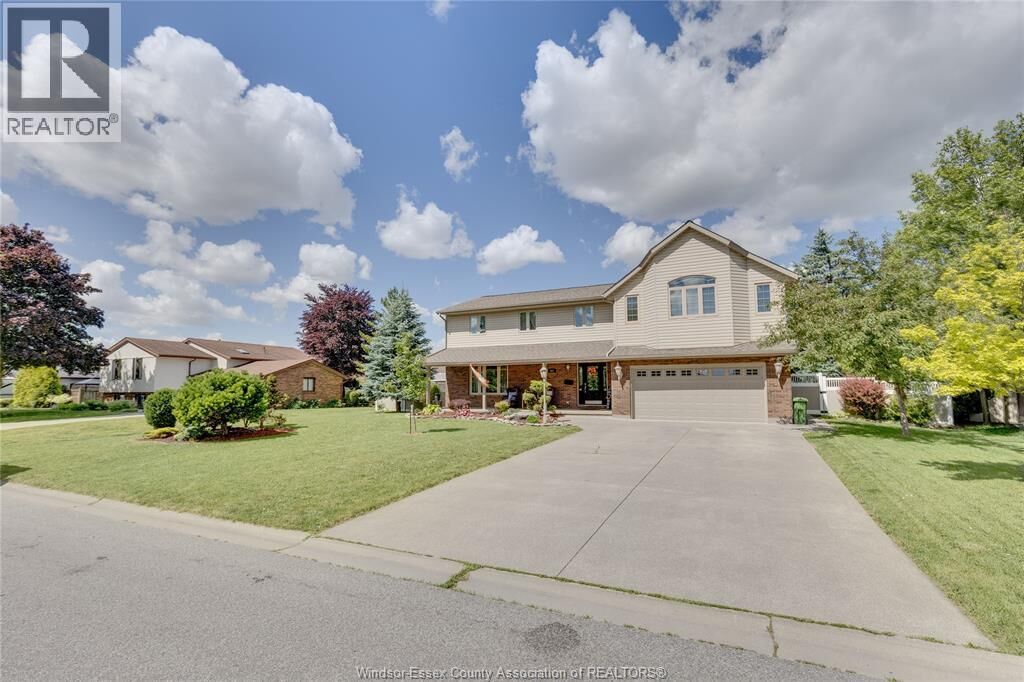 Property Photo:  503 Regent  ON N8N 4B8 