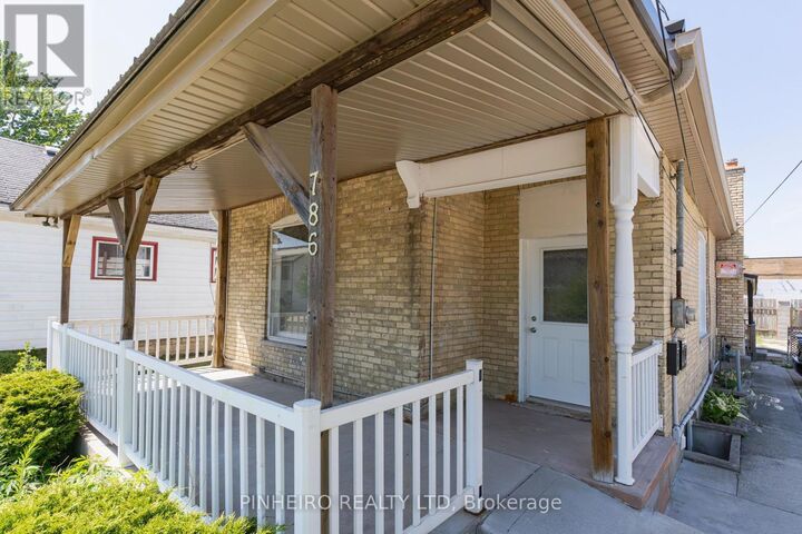 Property Photo:  786 Nelson Street 1  ON N5Z 1K3 
