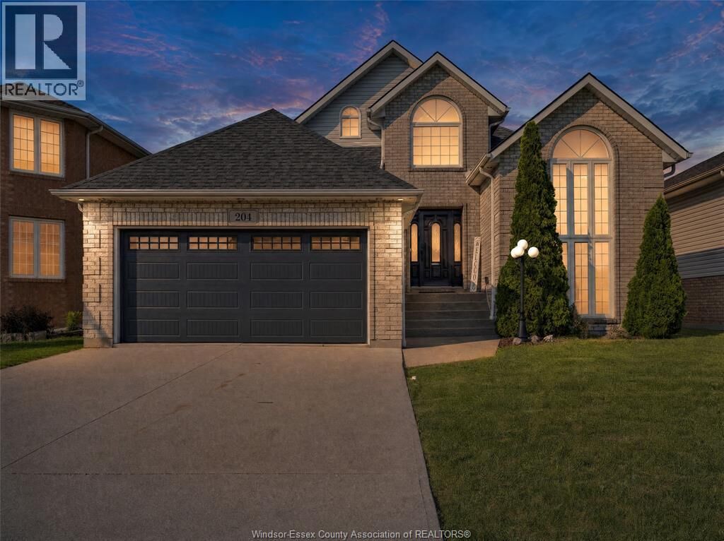 Property Photo: 204 Hampton Crescent ON N9E 4M4