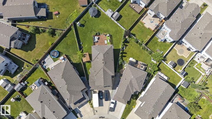 Property Photo: 3343 21 Avenue NW AB T6T 0L1