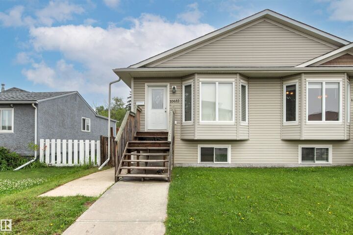 Property Photo:  10632 155 Street NW  AB T5P 2M5 