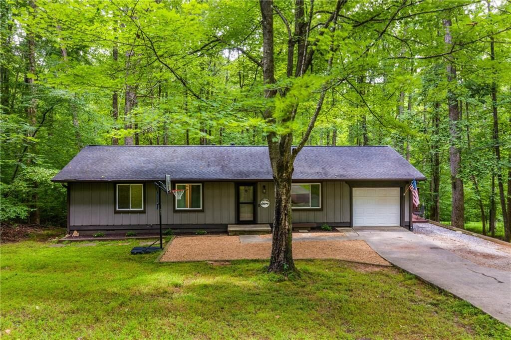 Property Photo:  482 Shady Lane Circle  GA 30115 