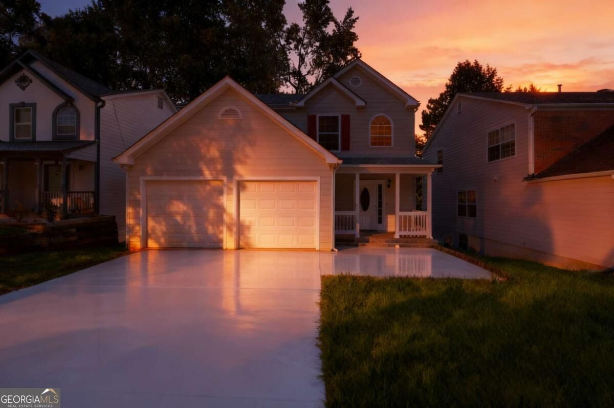 Property Photo:  950 Omaha Dr  GA 30093 