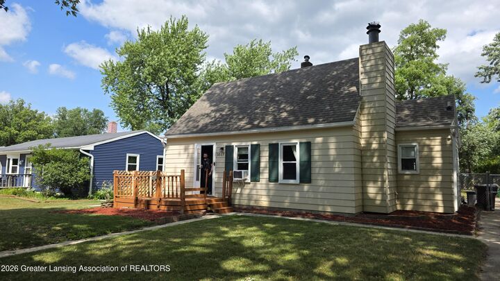 Property Photo:  3317 S Catherine Street  MI 48911 