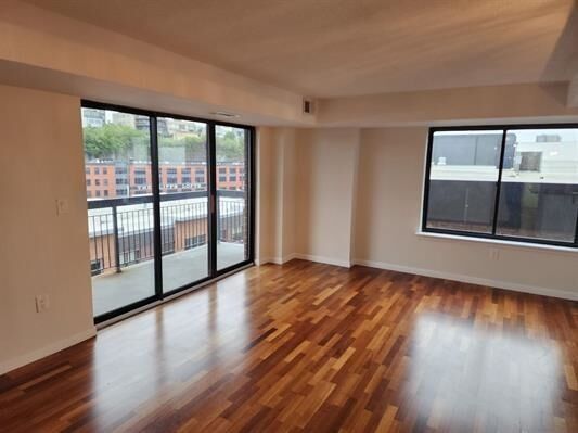 Property Photo:  700 1st St 9Q  NJ 07030 