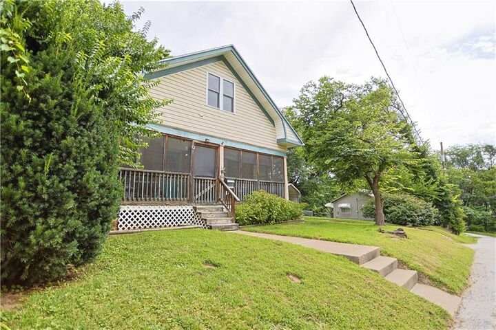 Property Photo: 11612 Hackett Street MO 64054