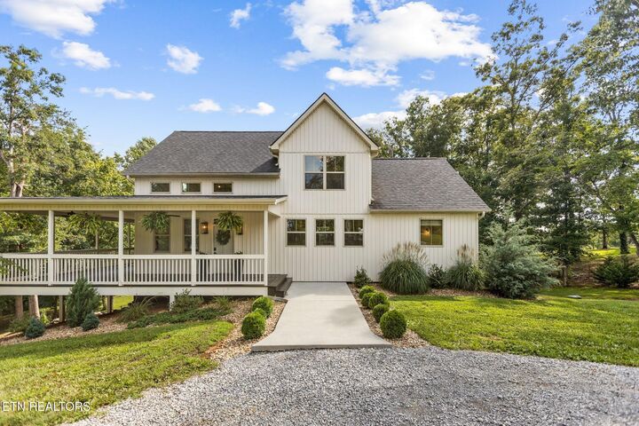Property Photo:  614 Adams Rd  TN 37886 