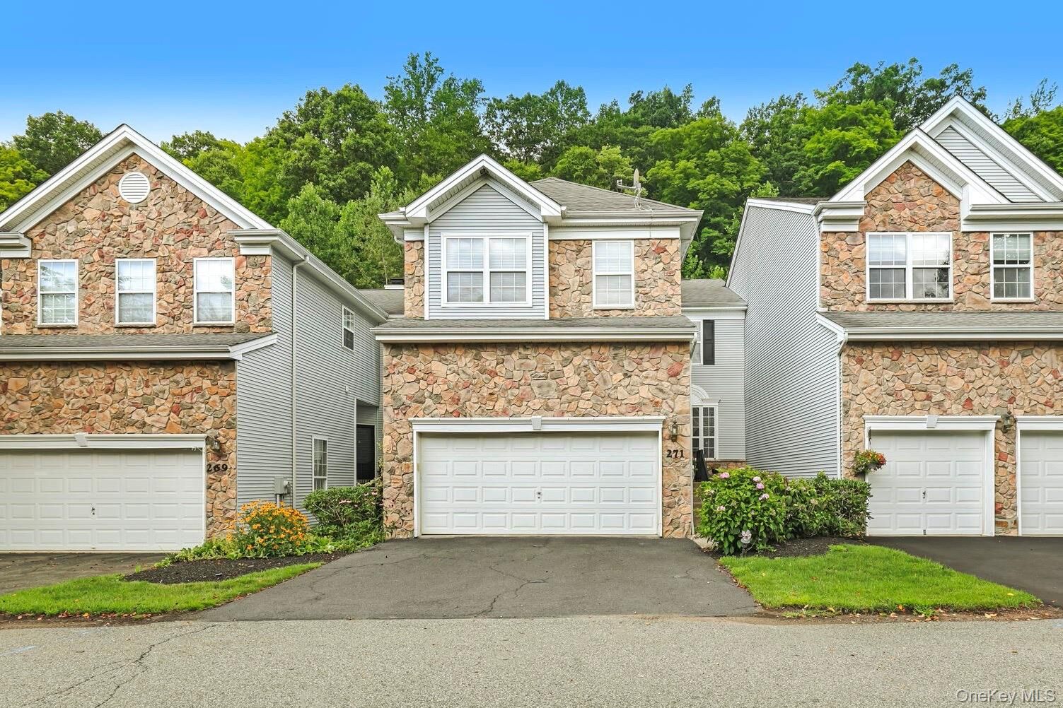 Property Photo:  271 Woodlands Drive  NY 10987 